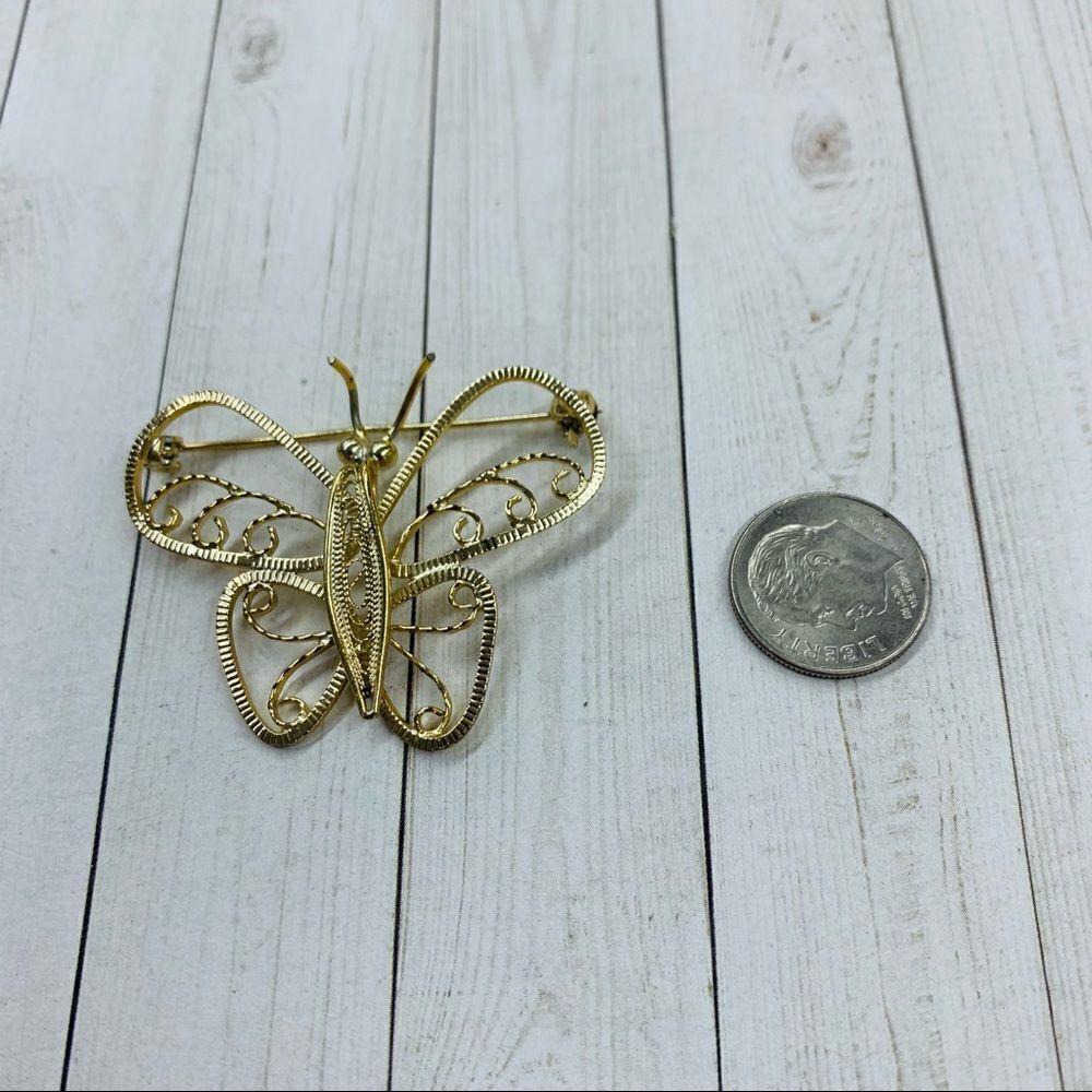 Gold Wire Work Butterfly Brooch‎
